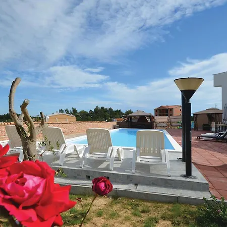 شقة Beautiful In With Swimming Pool *