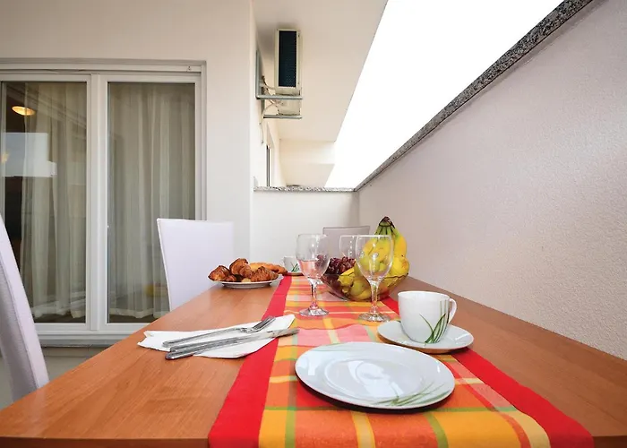 Lovely In With Swimming Pool Nin